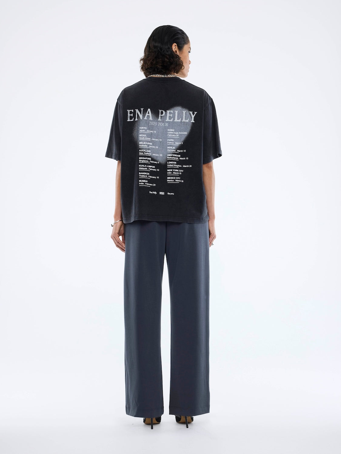 PELLY HEART TOUR TEE - Vintage Black