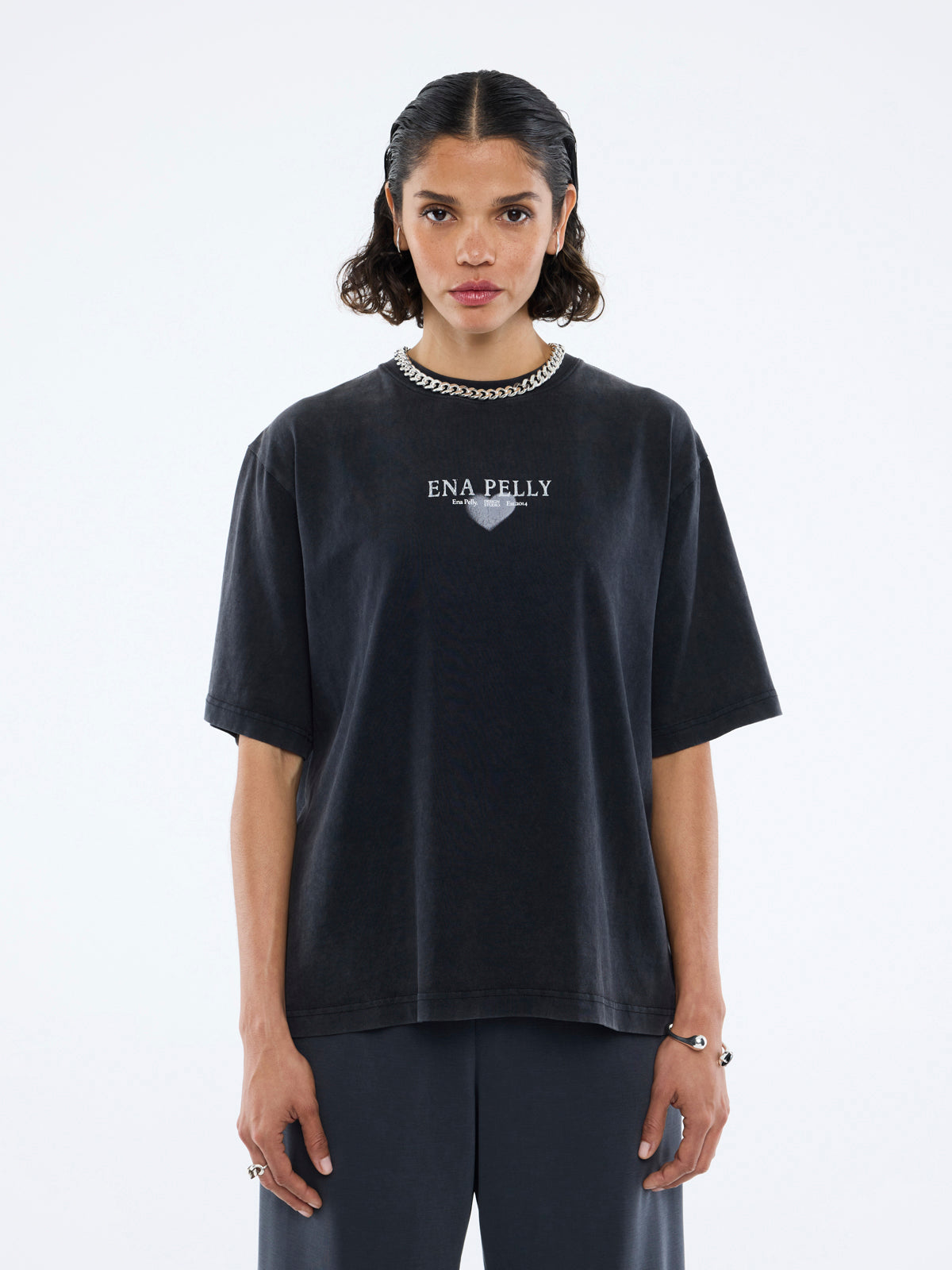 PELLY HEART TOUR TEE - Vintage Black
