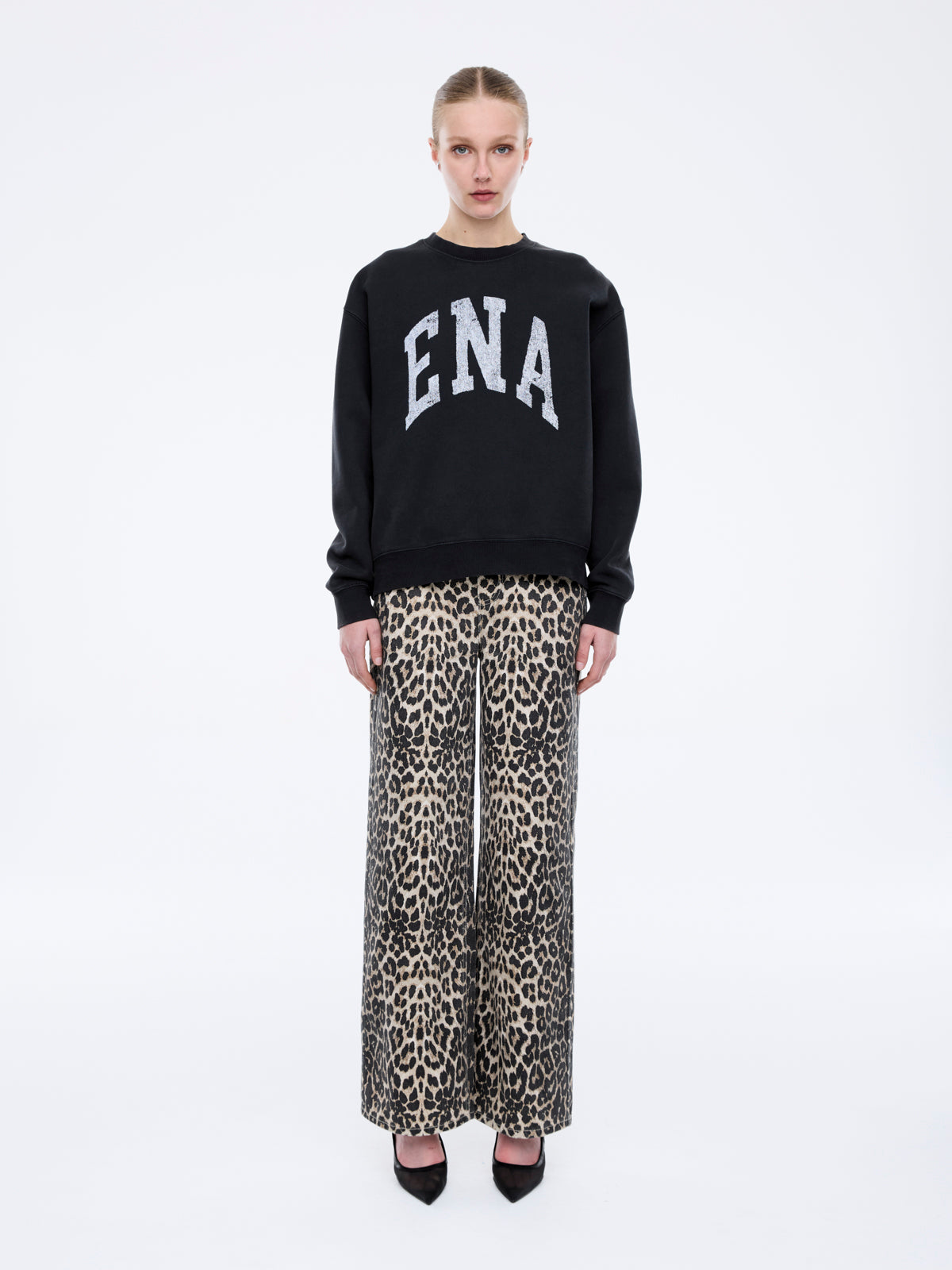 LILLY OVERSIZED SWEATER COLLEGIATE - Vintage Black
