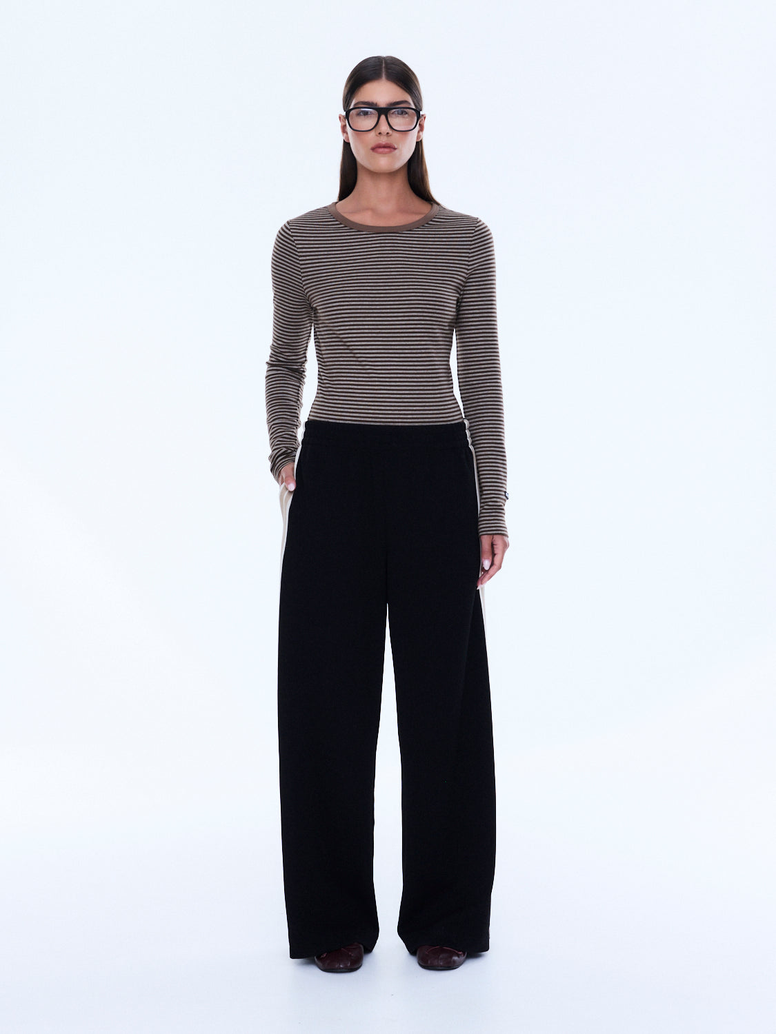EP26AW184-BLK_829