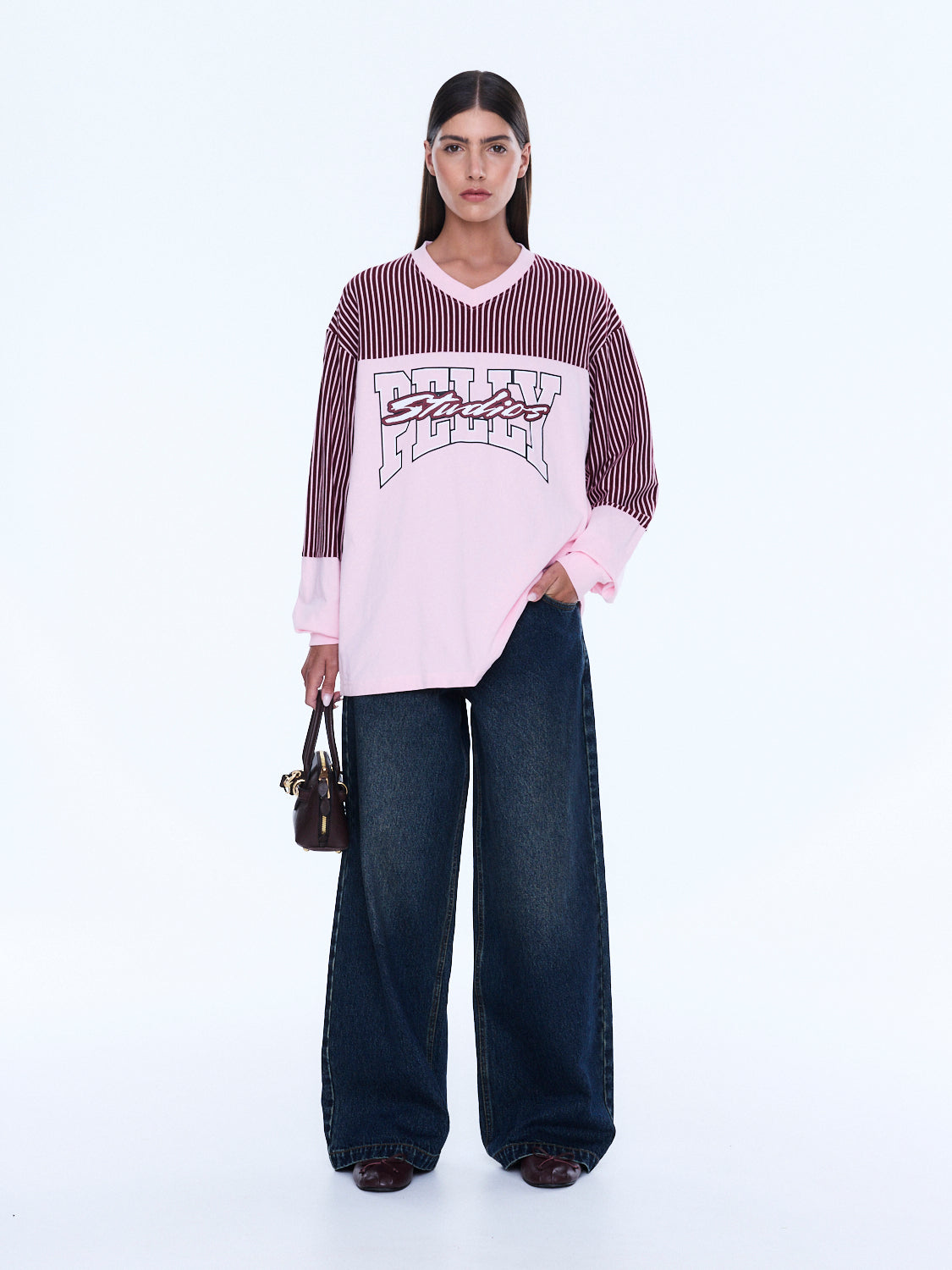 GRAPHIC TEES