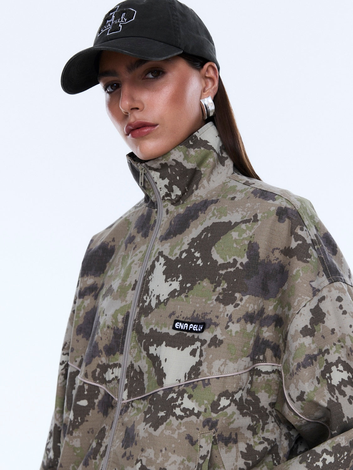 EP26AW197-CAM_2085