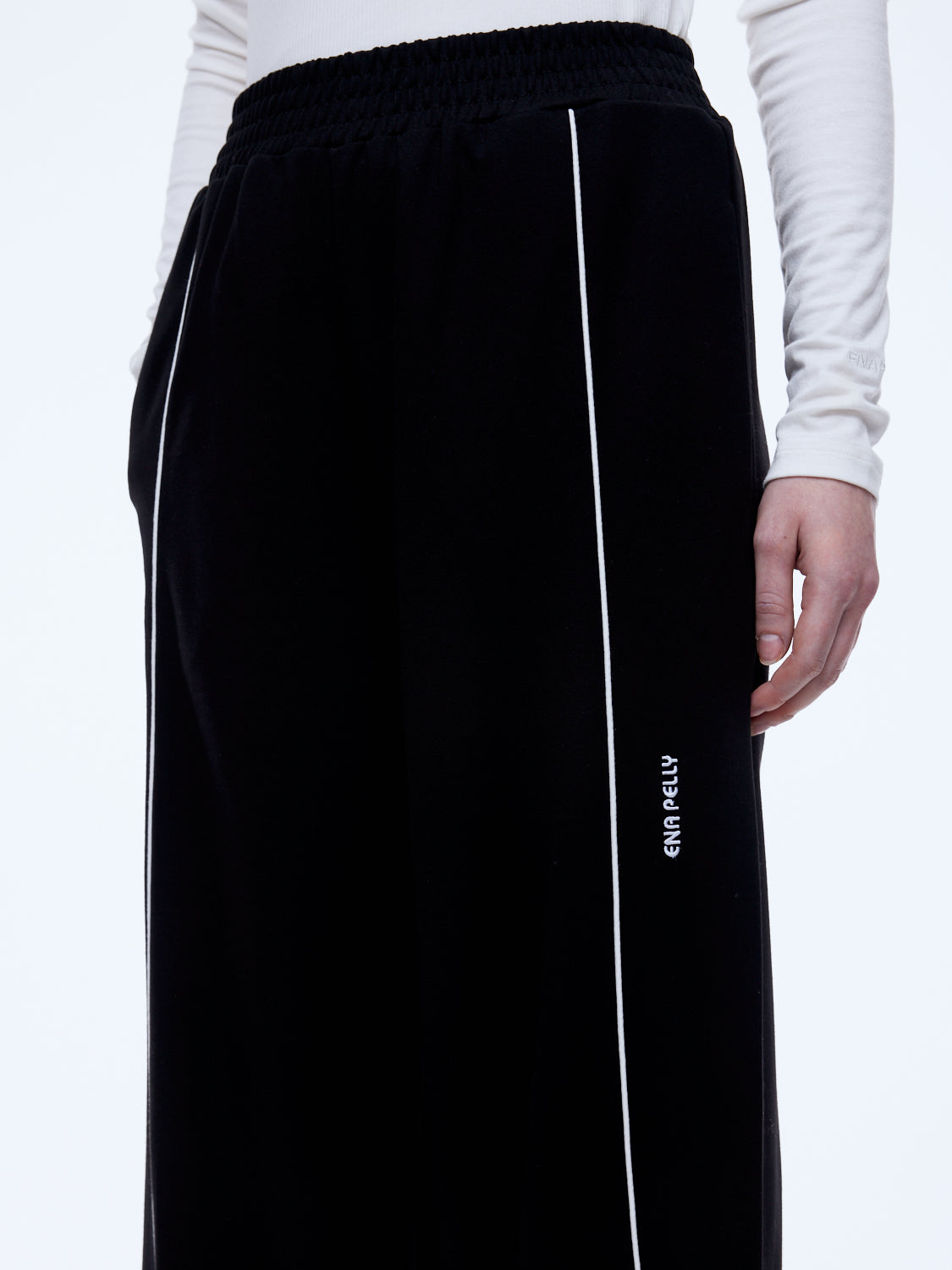 EP26SS104-BLK_4