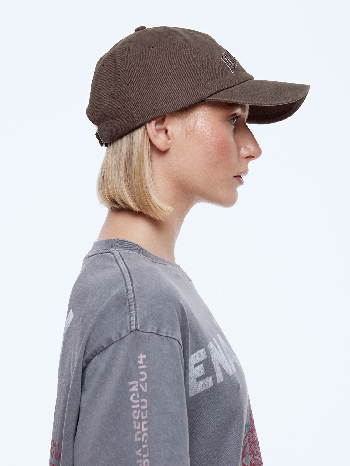 EP26SS145-1047-VBL_002