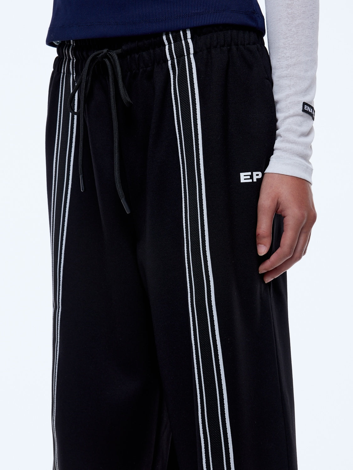 EP26SS184-BLK_4