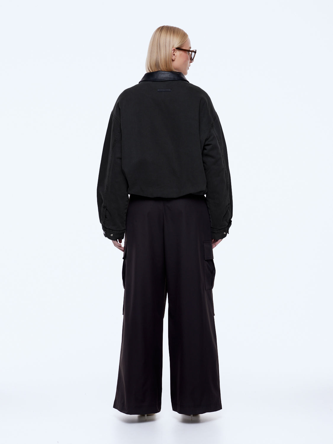 EP27AW014-WBL_006_EDITED