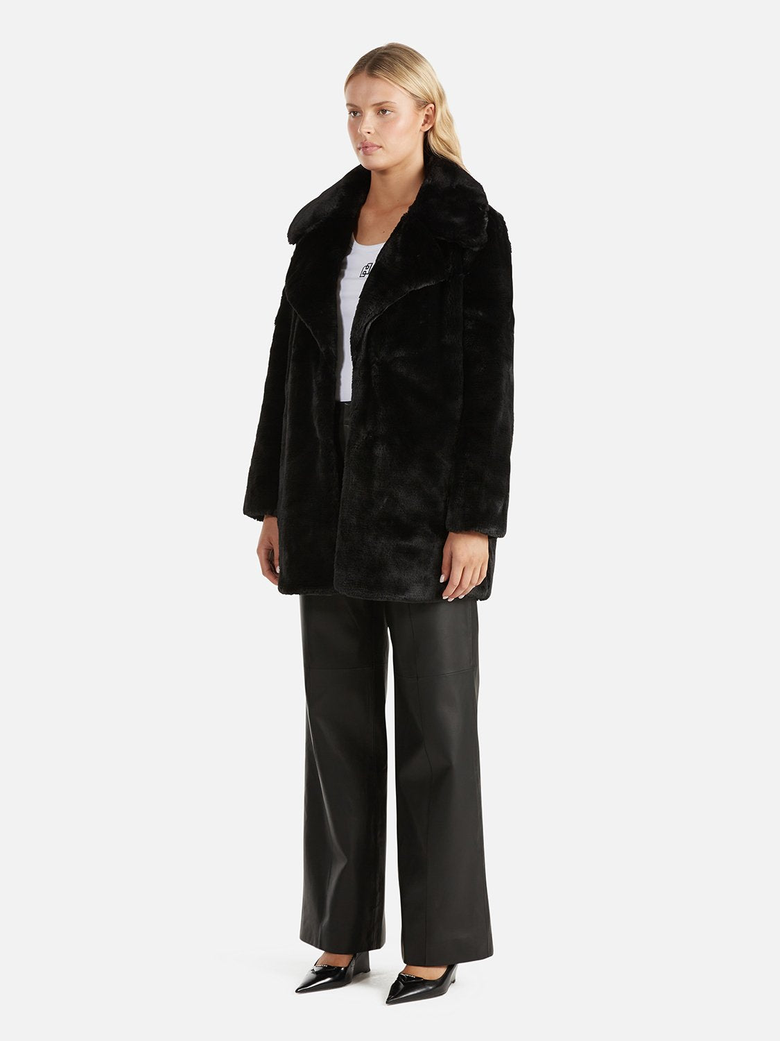 Minimalist Faux Fur Jacket - Black