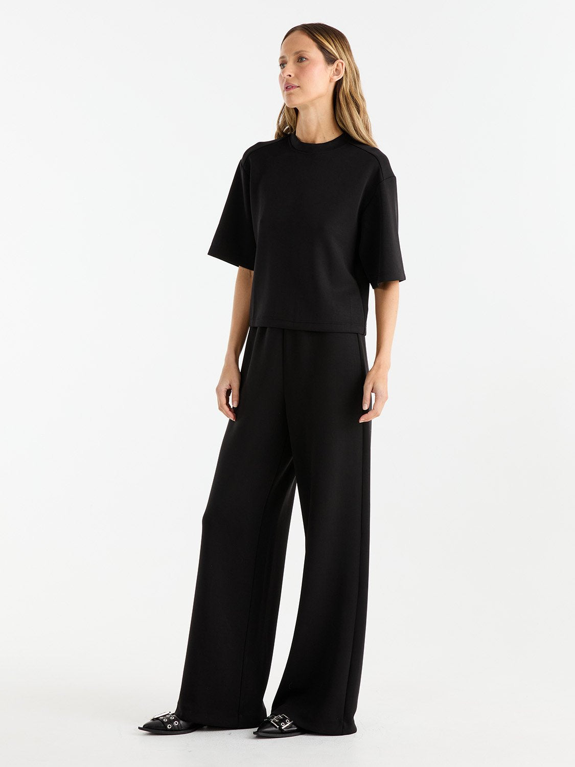 ALESSA RELAXED SOFT JERSEY TEE - Black