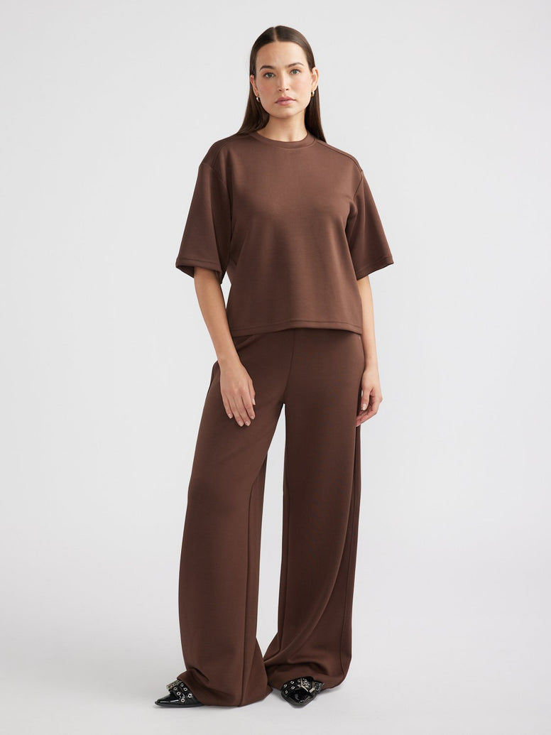 ALESSA RELAXED SOFT JERSEY TEE - Chocolate