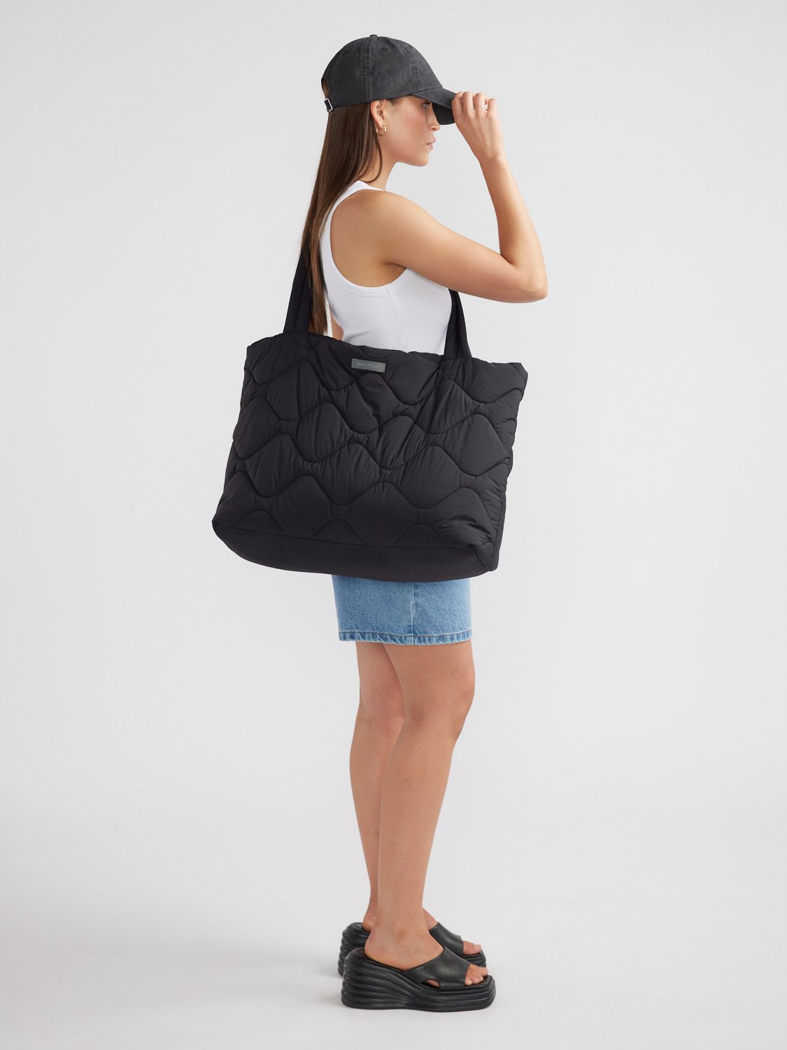 ELODIE QUILTED TOTE BAG - Black