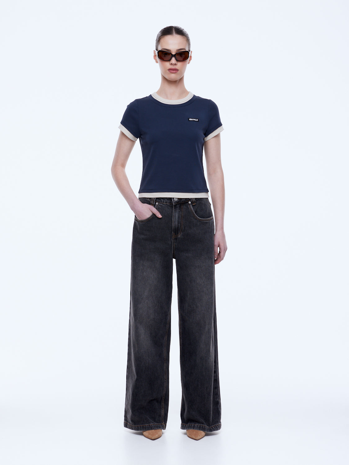 EPAW26054-NAV_2