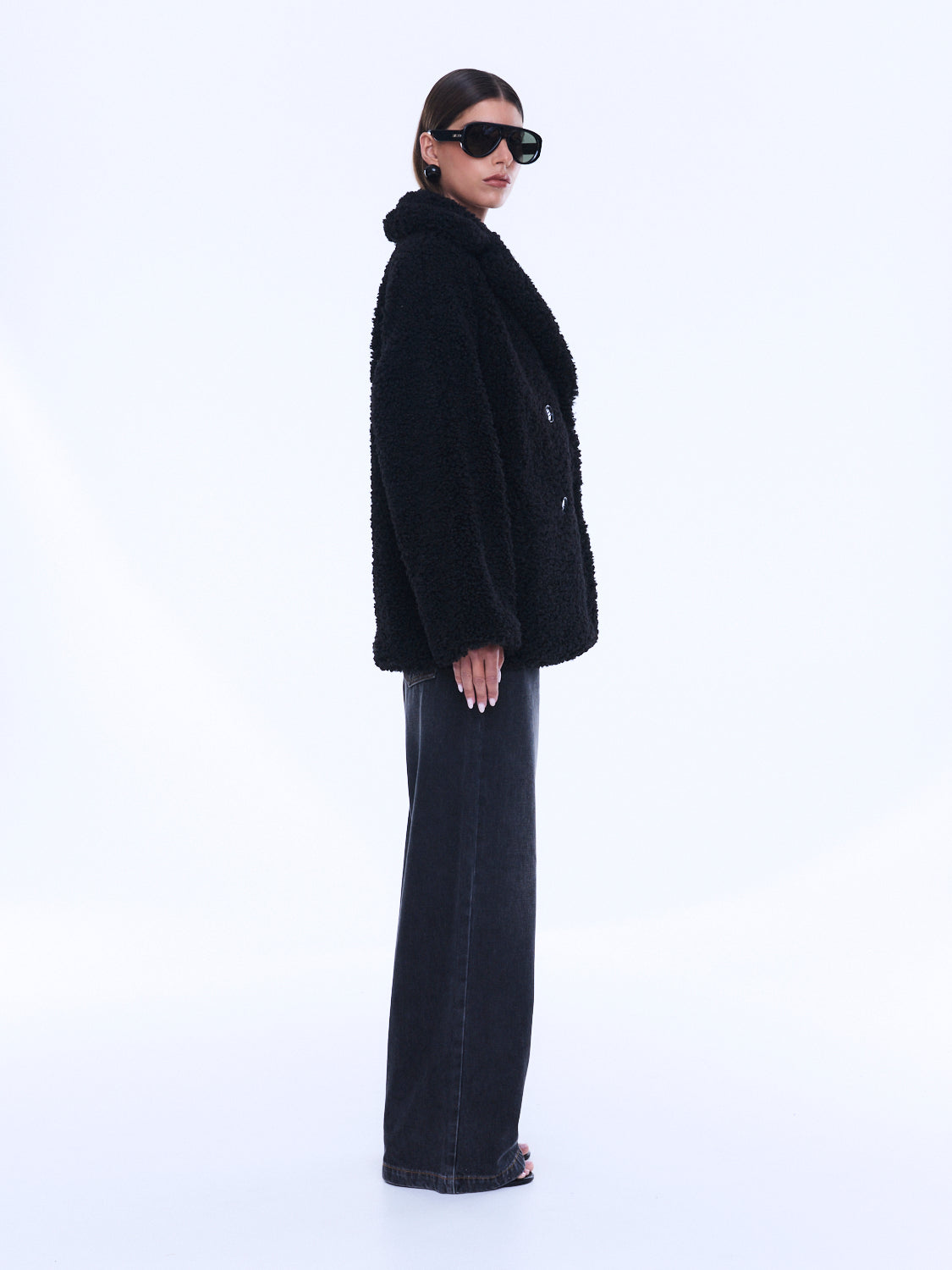 EPAW26095-BLK_470