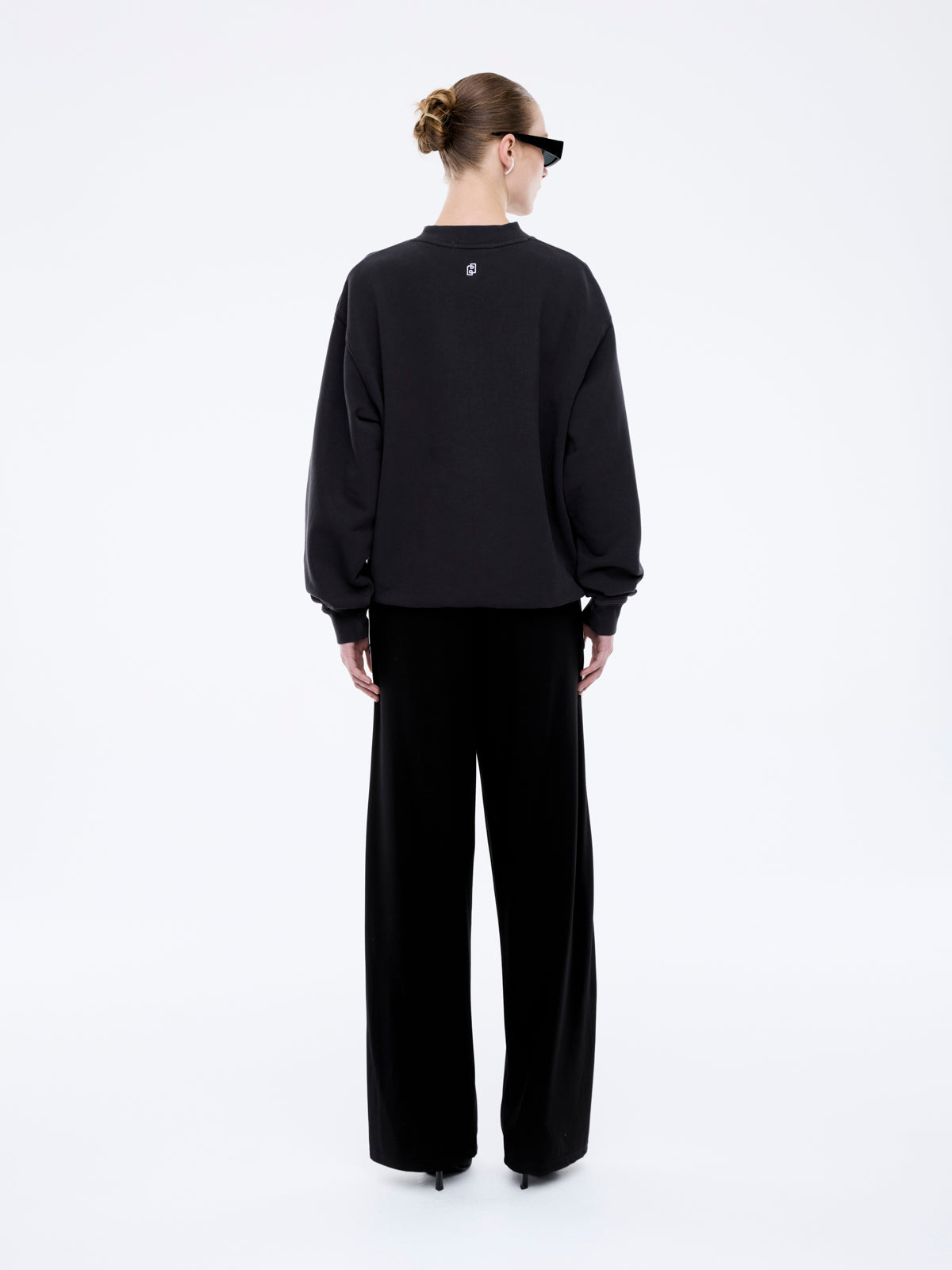 Chloe Oversized Sweater Core Logo – ENA PELLY AU