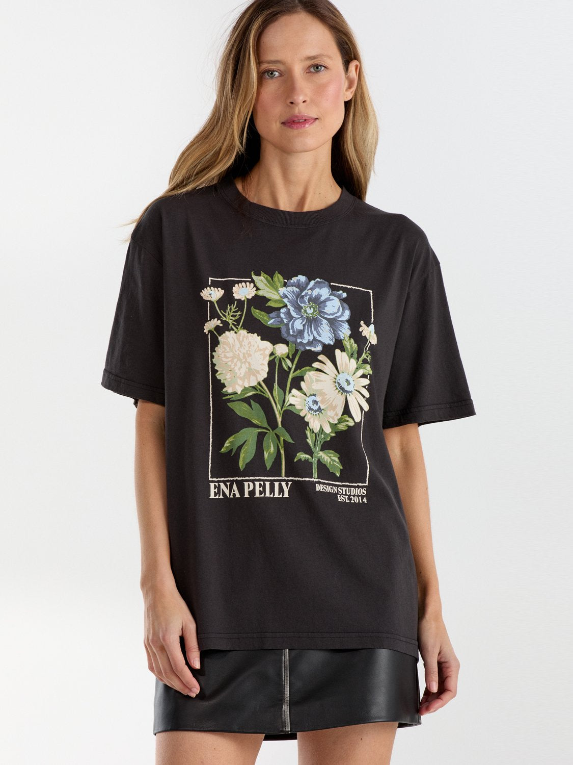 Bouquet Tee - Vintage Black