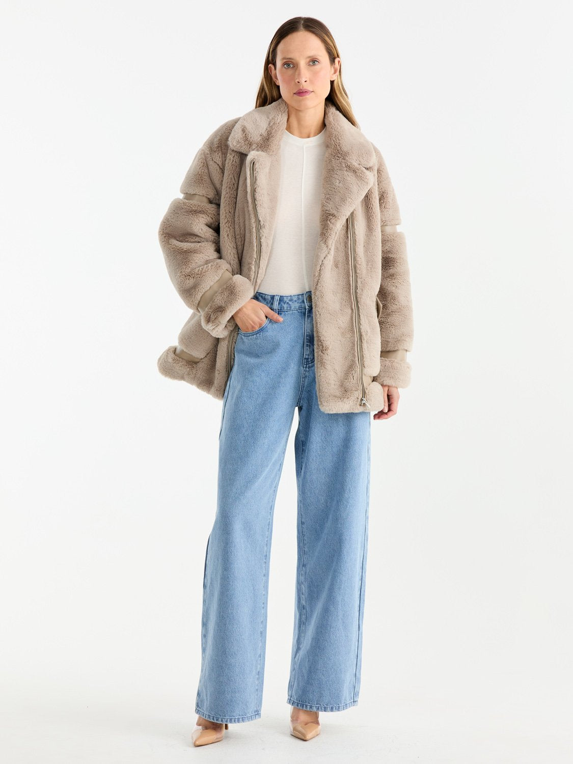 CLOVER FAUX FUR JACKET - Stone