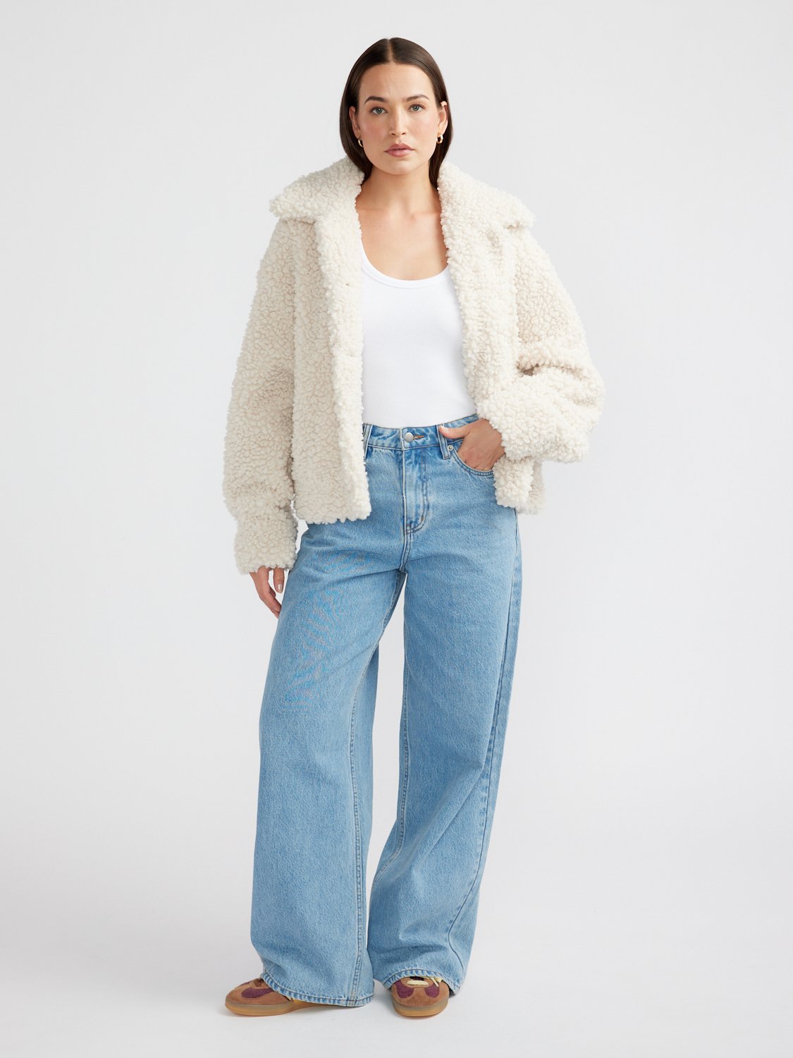 XADIE FAUX FUR JACKET - Birch