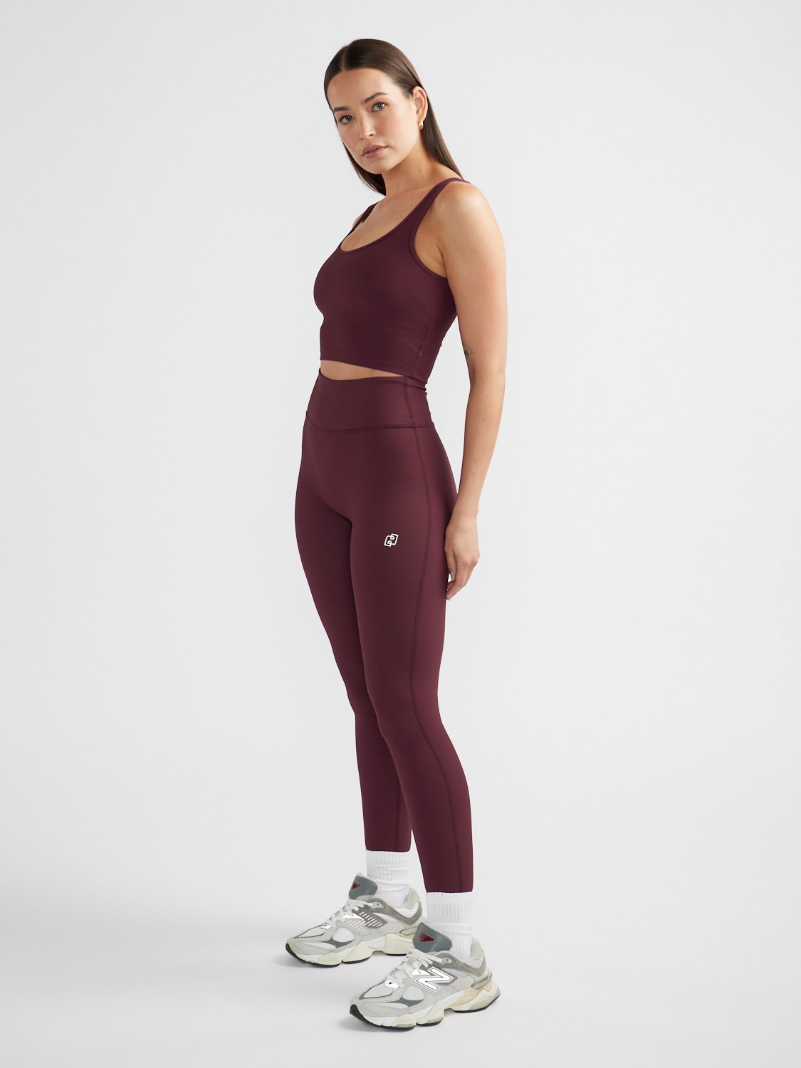 ATHLEISURE CROPPED RIB TANK - Cherry Cola