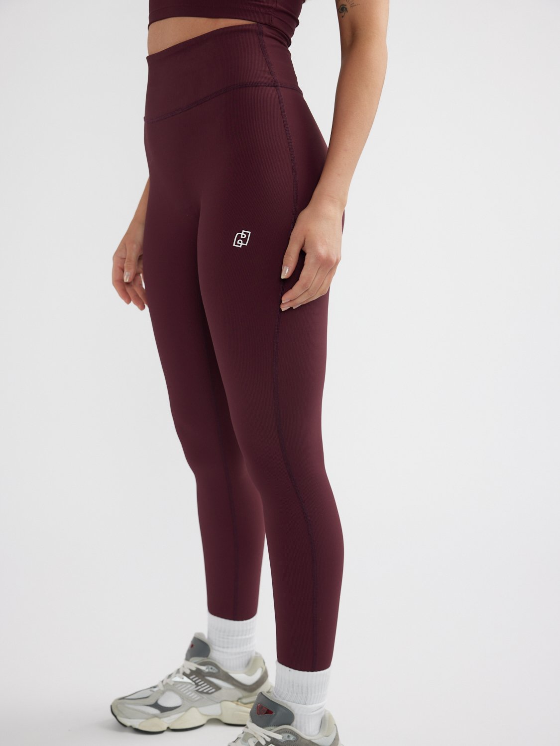 ATHLEISURE RIB LEGGING - Cherry Cola