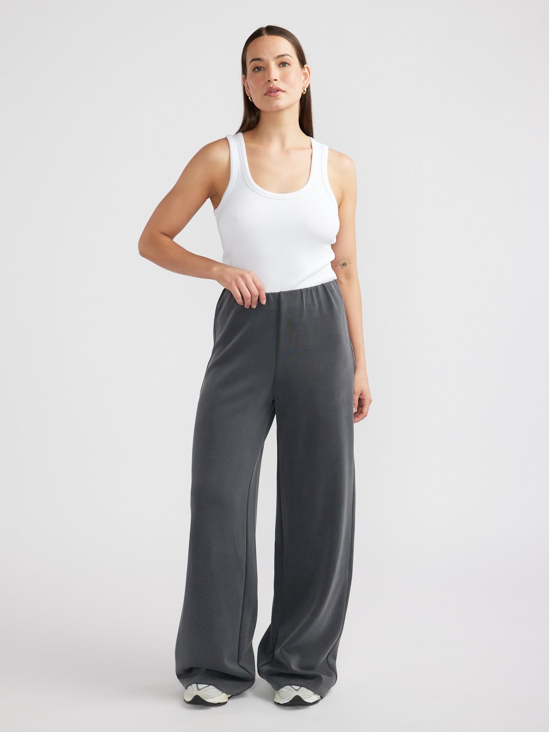 ALESSA RELAXED SOFT JERSEY PANT - Charcoal