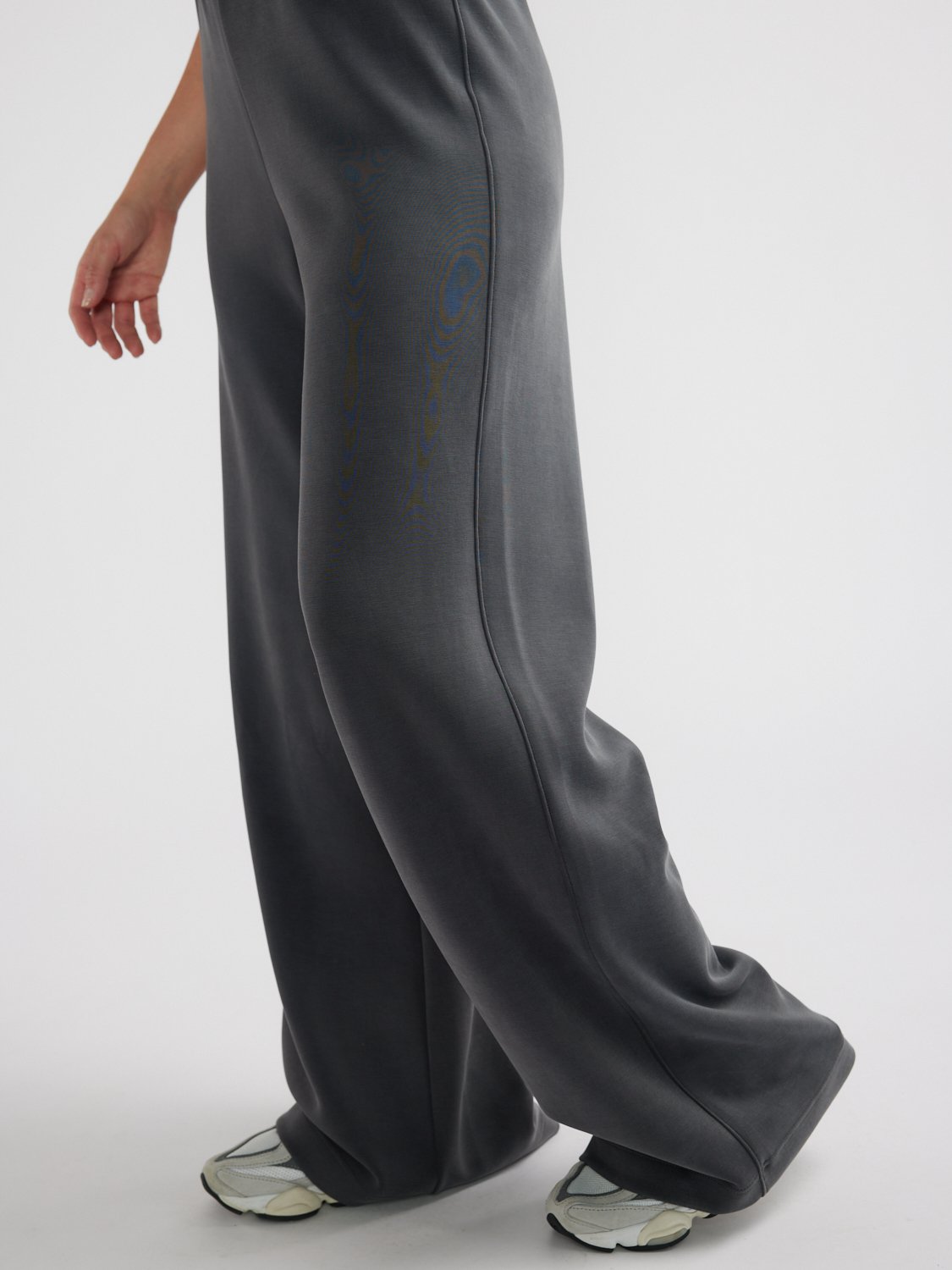 ALESSA RELAXED SOFT JERSEY PANT - Charcoal