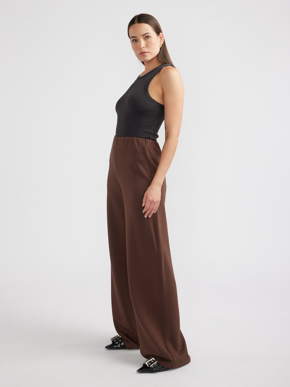 ALESSA RELAXED SOFT JERSEY PANT - Chocolate