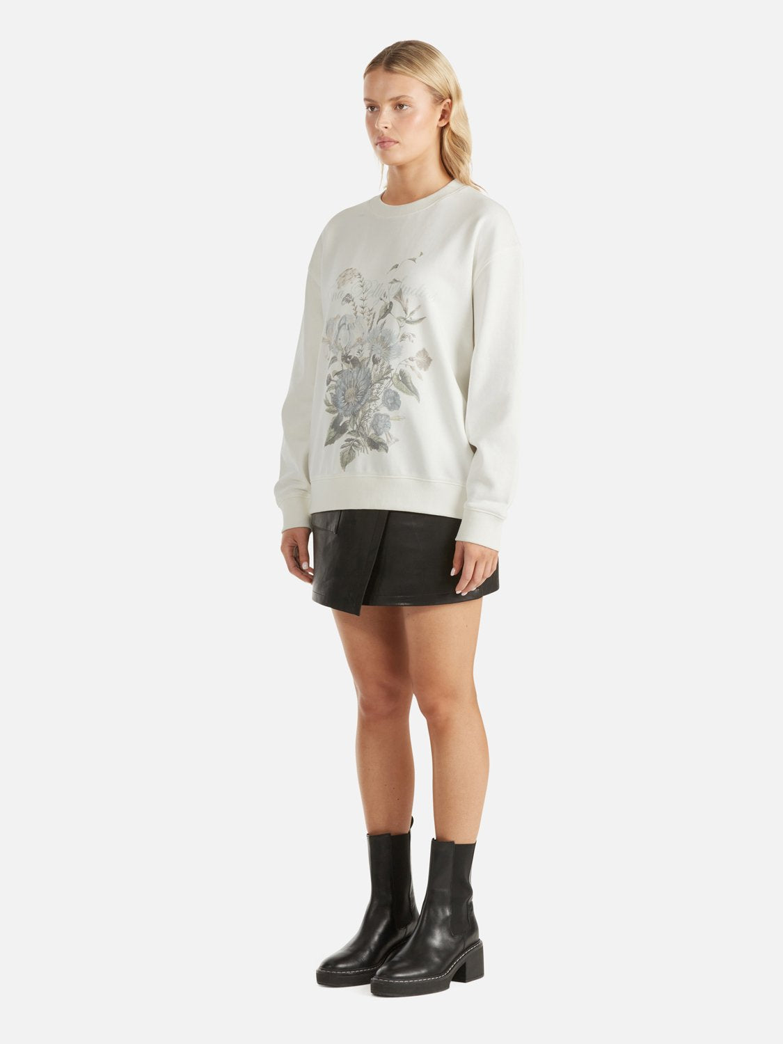 LILLY OVERSIZED SWEATER WILDFLOWER - VINTAGE WHITE