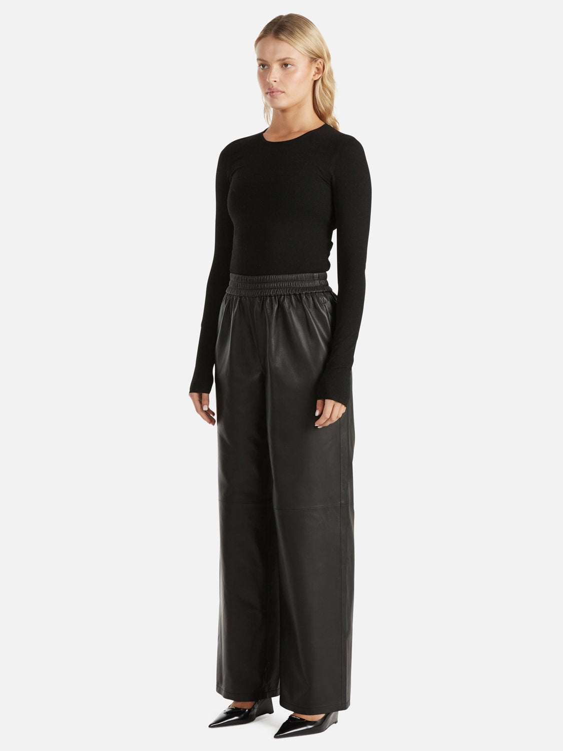 EVELYN RELAXED LEATHER PANT - BLACK