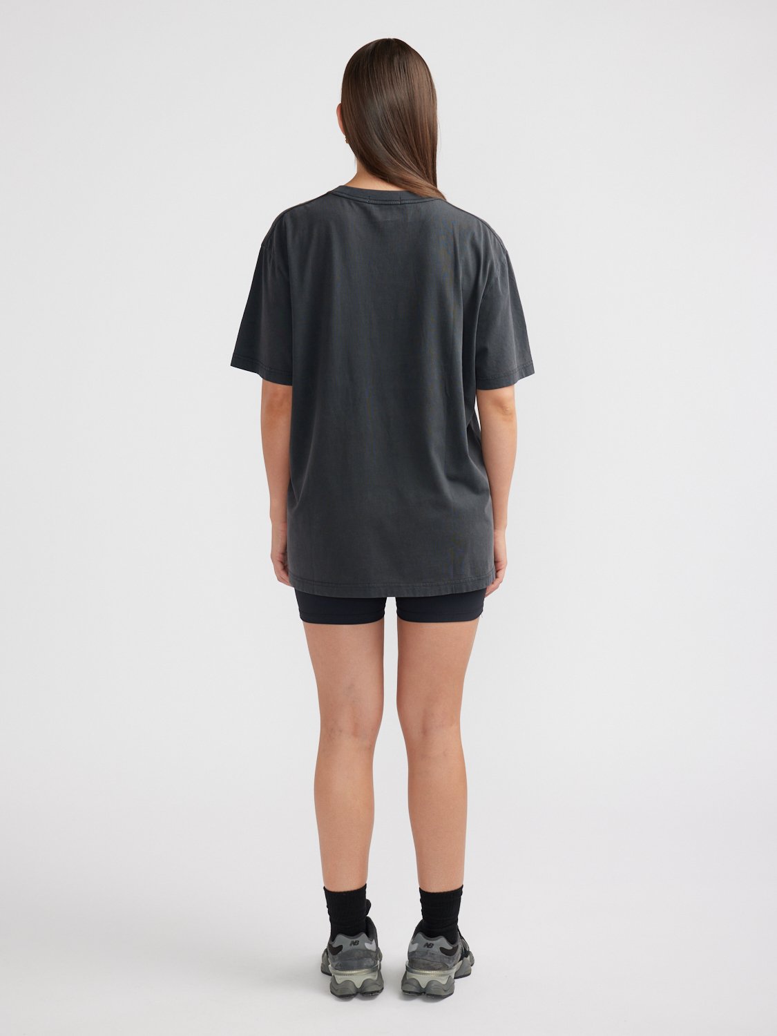 JESSIE OVERSIZED TEE PYTHON - Vintage Black