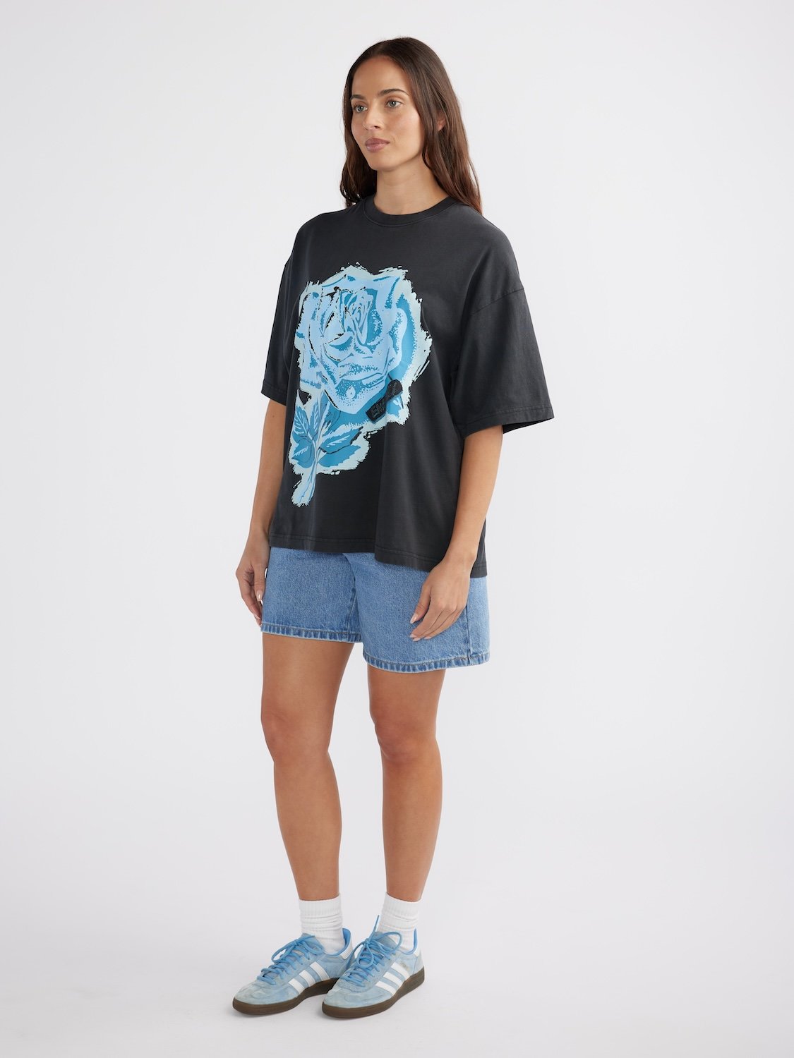 BLUE ROSE TEE - Black