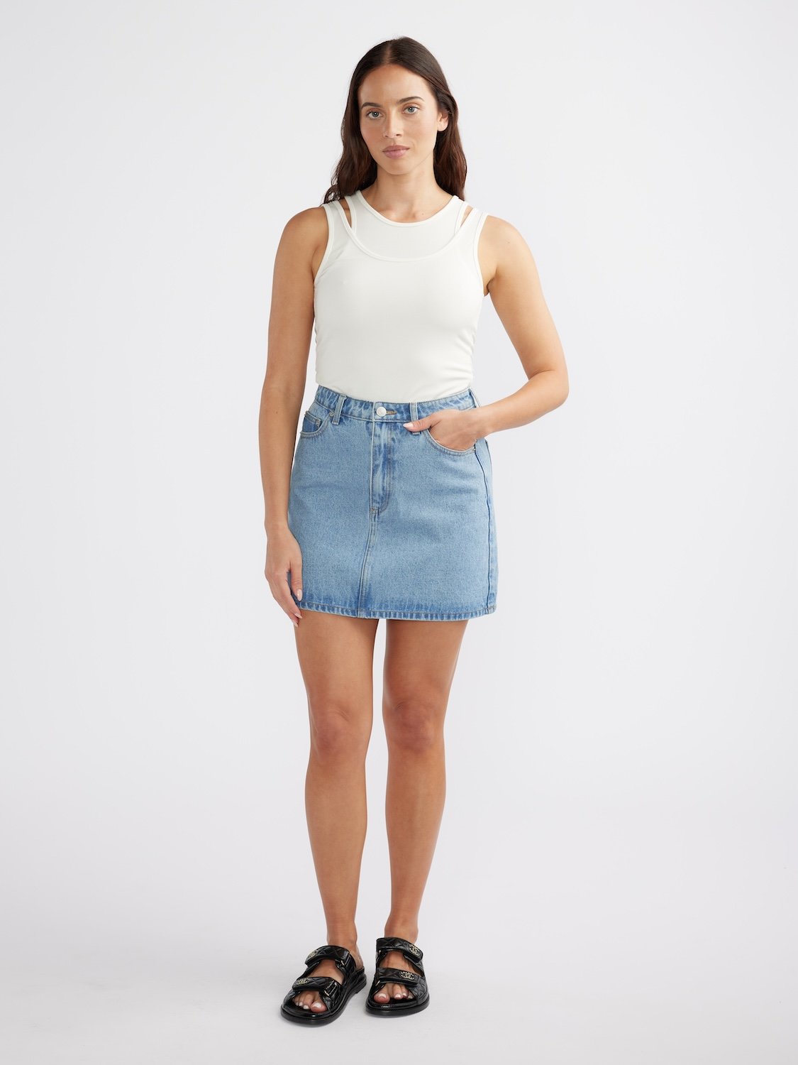 REESE DENIM MINI SKIRT - Mid Blue Wash