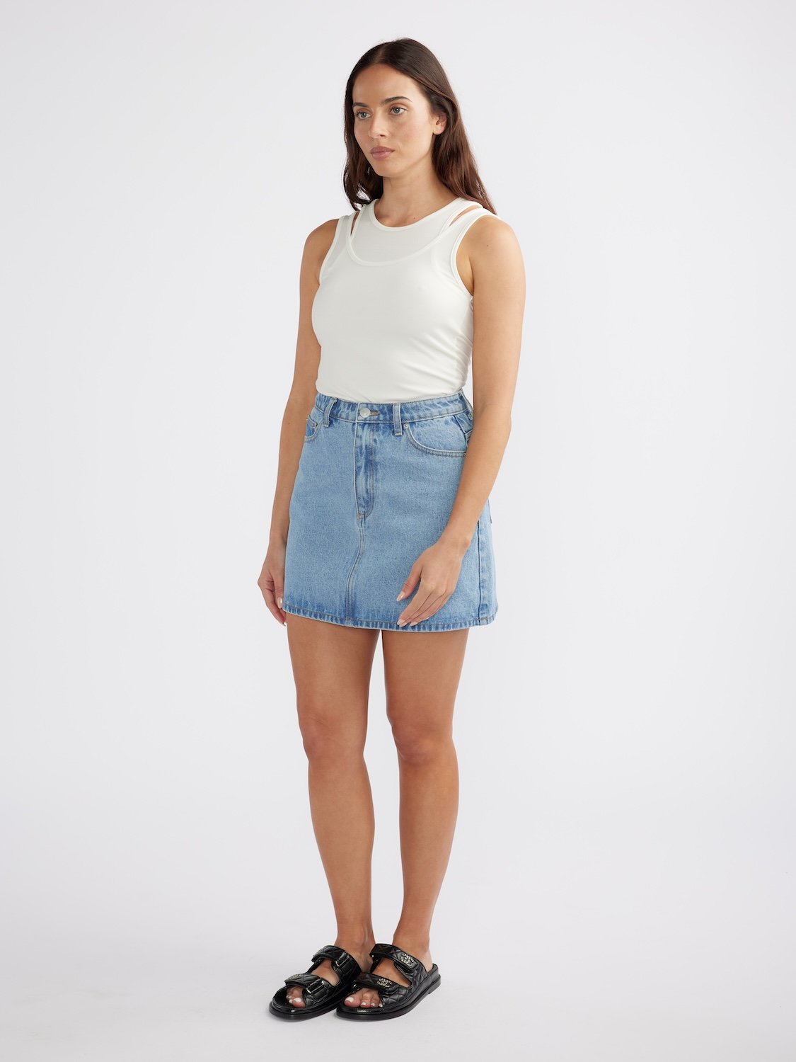 REESE DENIM MINI SKIRT - Mid Blue Wash