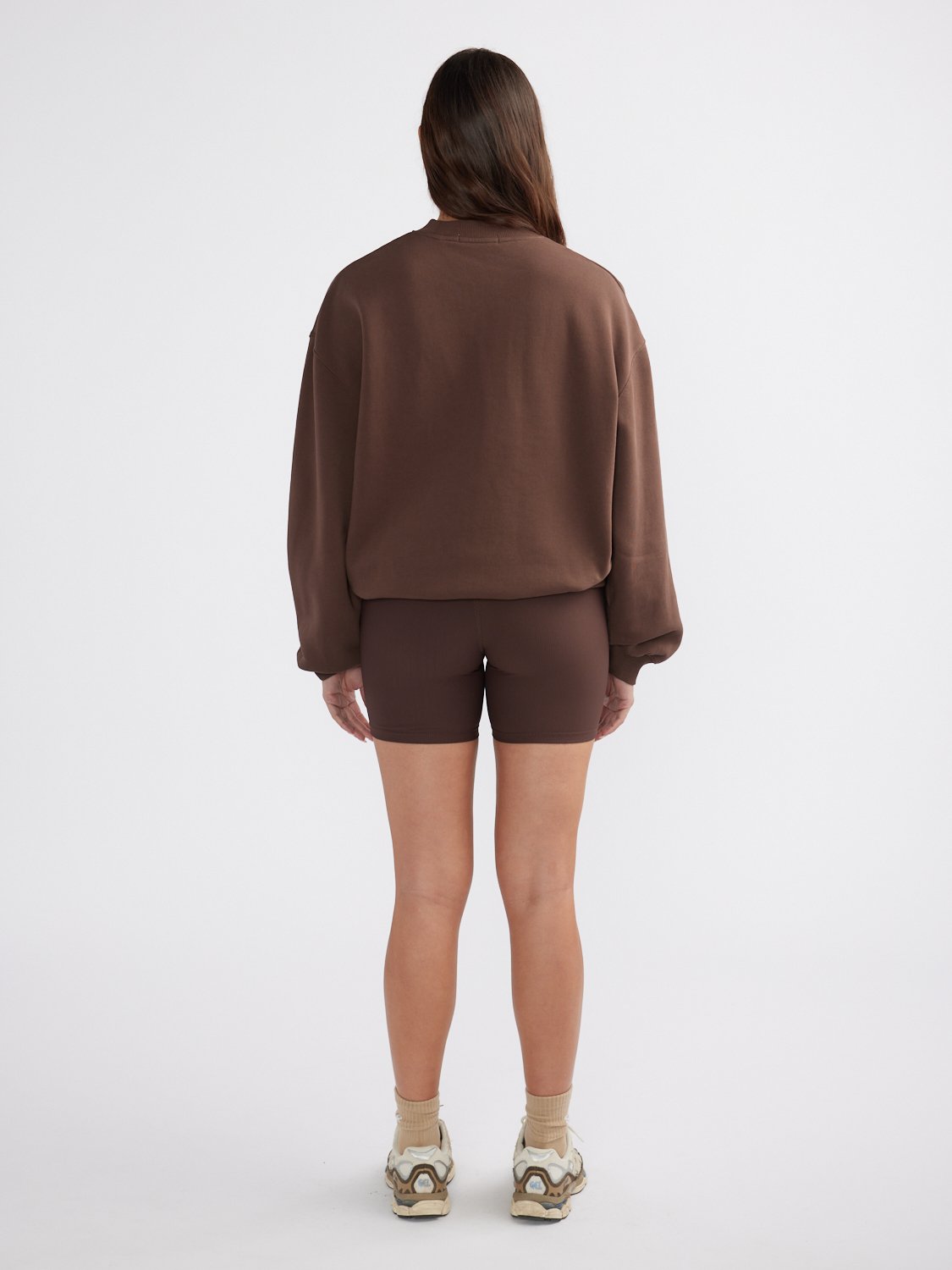 CLASSIC COLLEGIATE SWEATSHIRT - Mocha