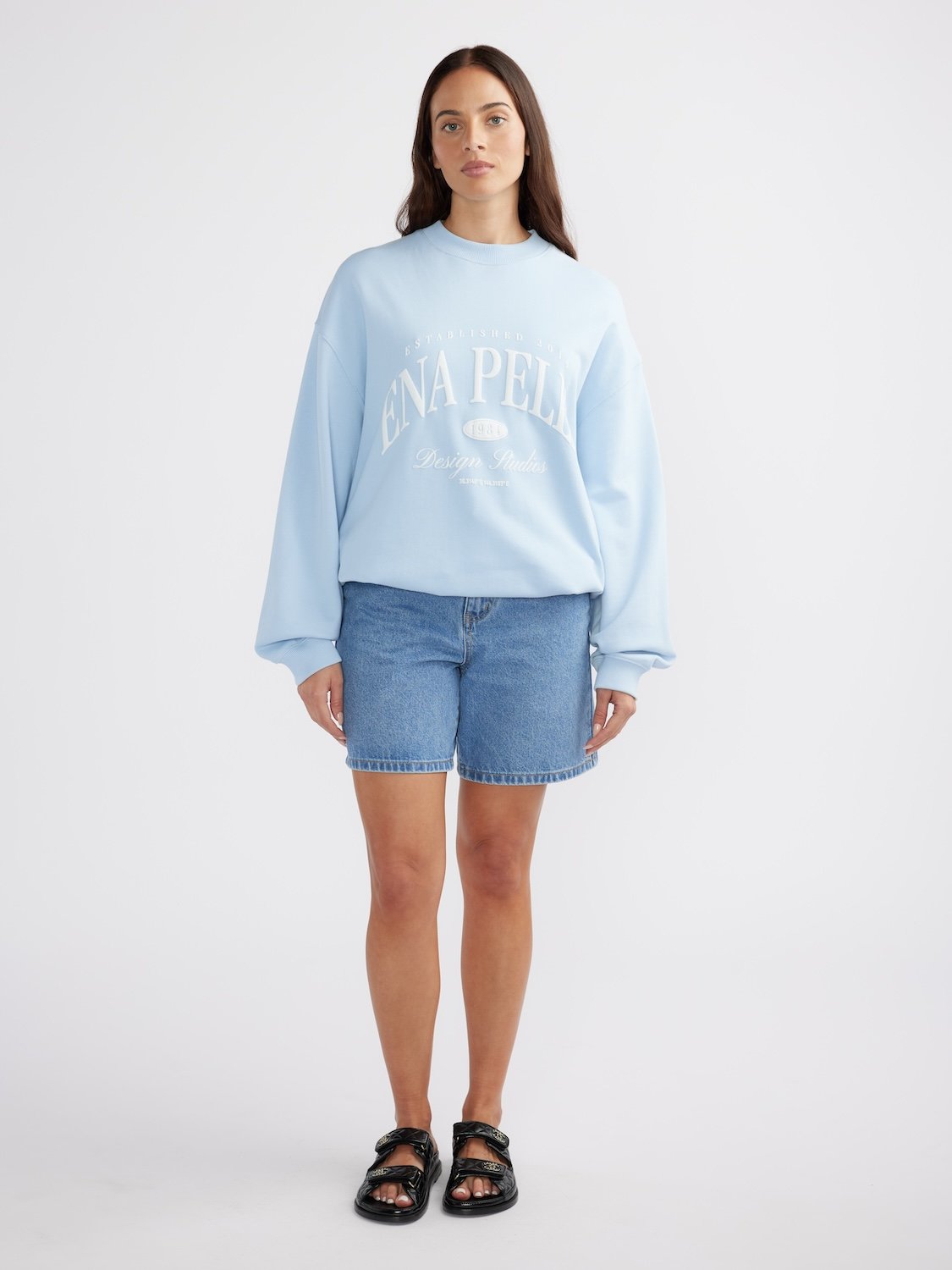 HERITAGE STUDIOS SWEATSHIRT