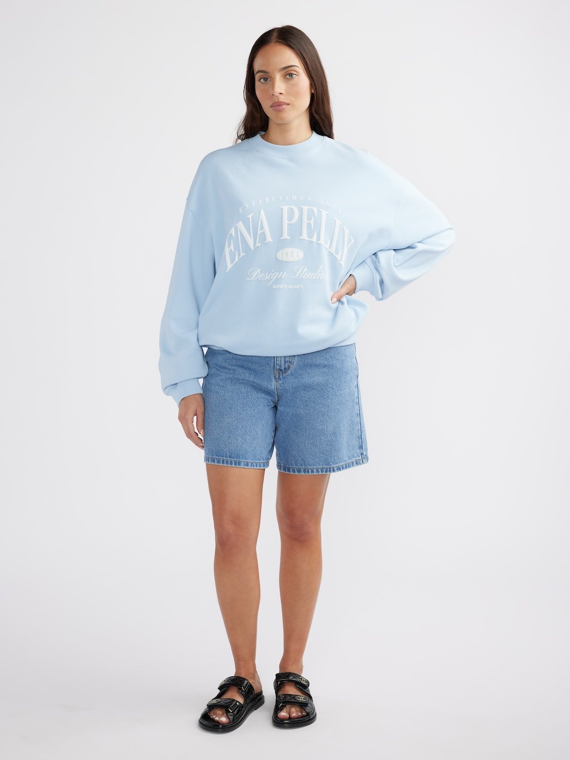 HERITAGE STUDIOS SWEATSHIRT