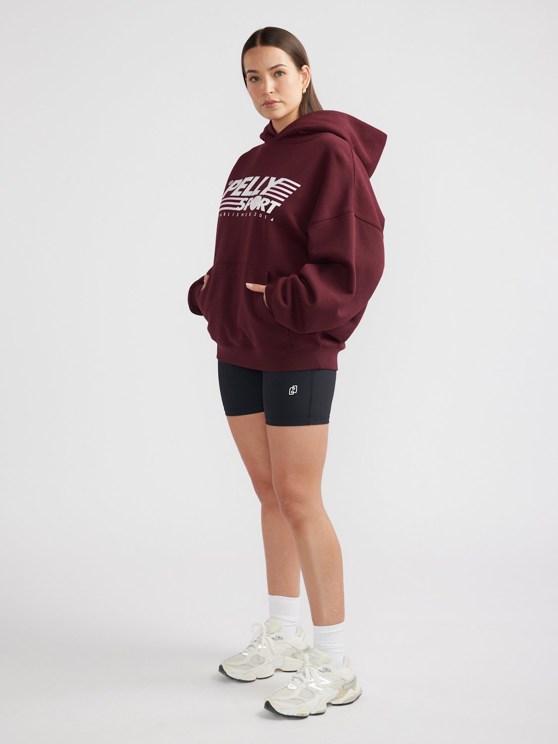 CLASSIC SPORT HOODIE - Cherry Cola