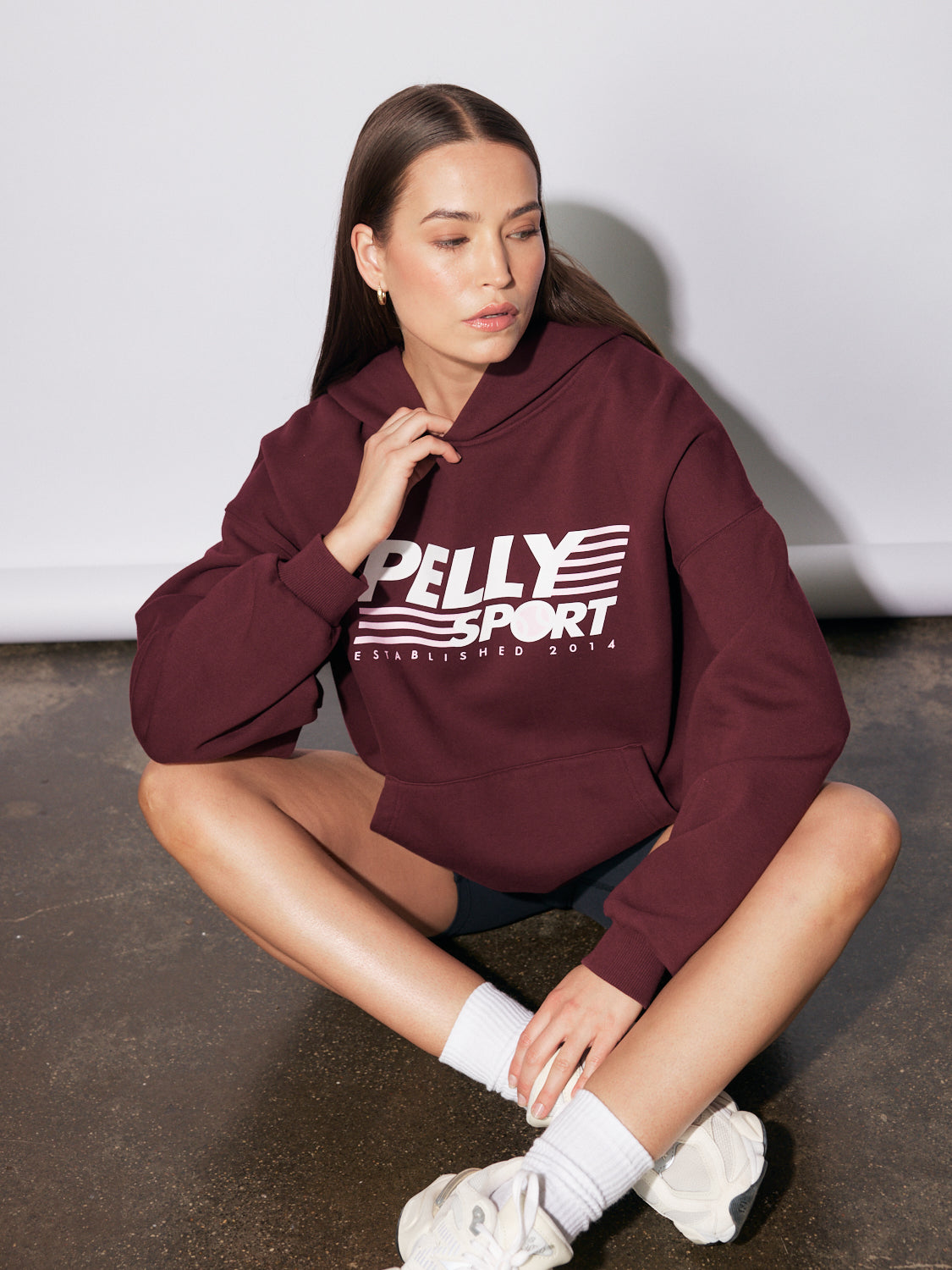 CLASSIC SPORT HOODIE - Cherry Cola