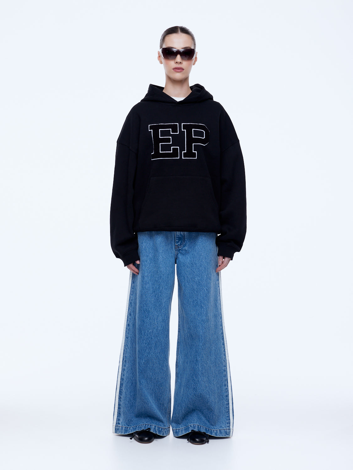 EPQ324113F-689-BLK_1