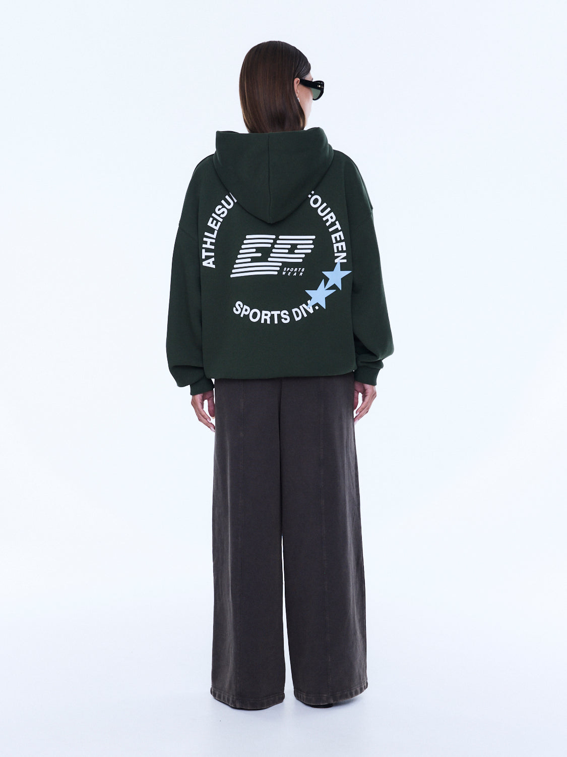 EPQ324113F-878-MGR_2231