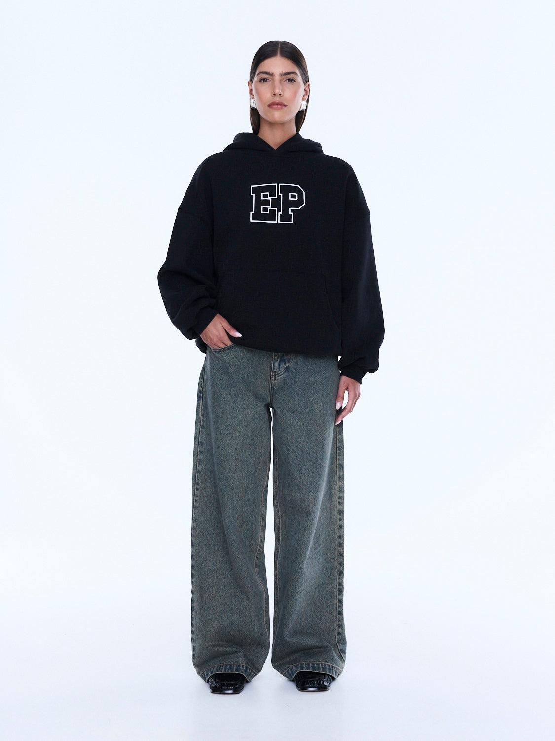 EPQ324113F-945-BLK_2857