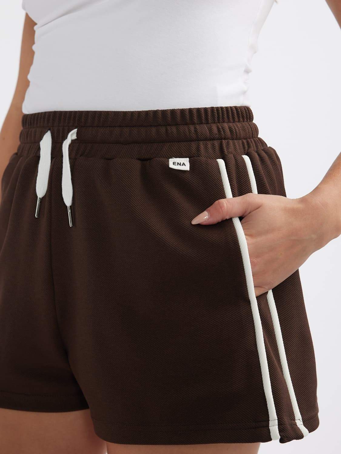 PALOMA STRIPE SHORT - Mocha